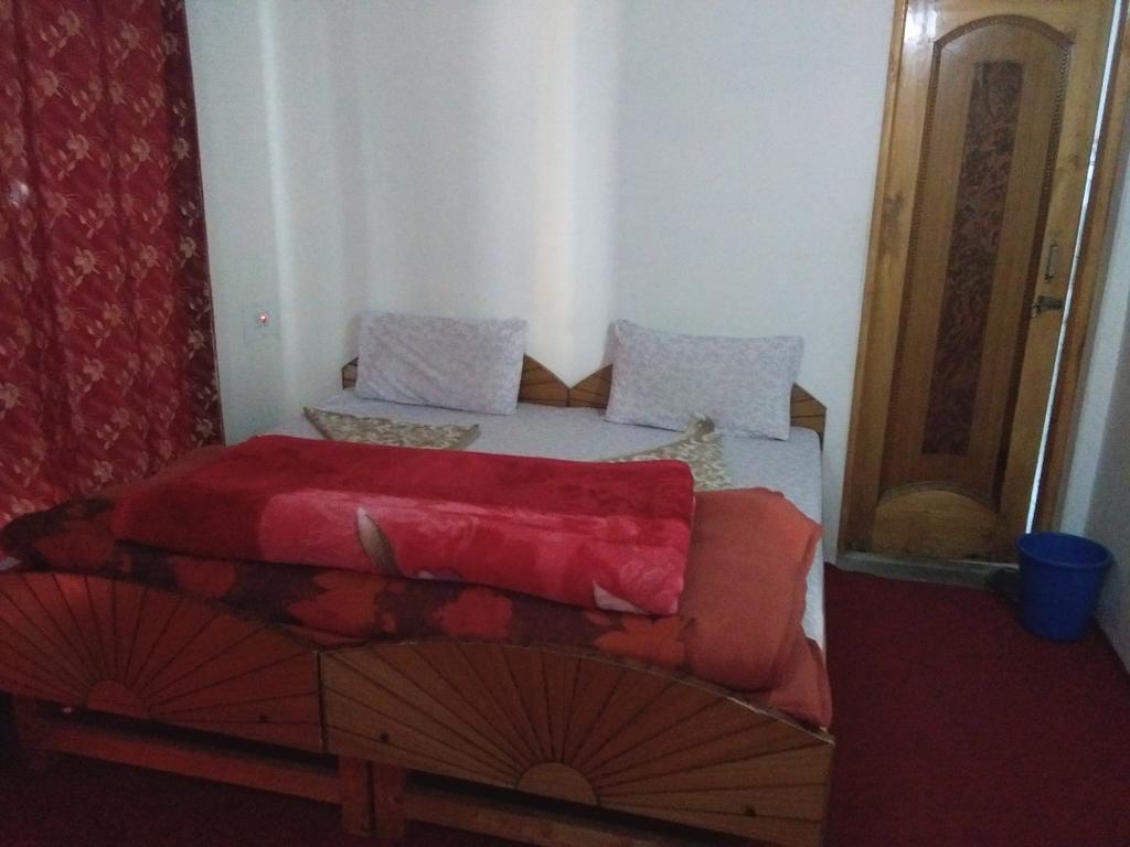 Galaxy Guest House Hundar Buitenkant foto