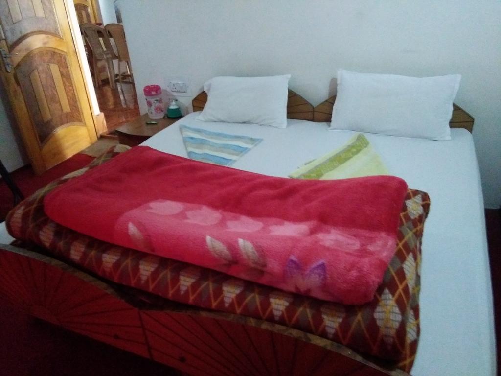 Galaxy Guest House Hundar Buitenkant foto